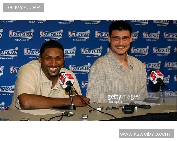 足球明星姚明的家庭生活揭秘与亲情故事分享